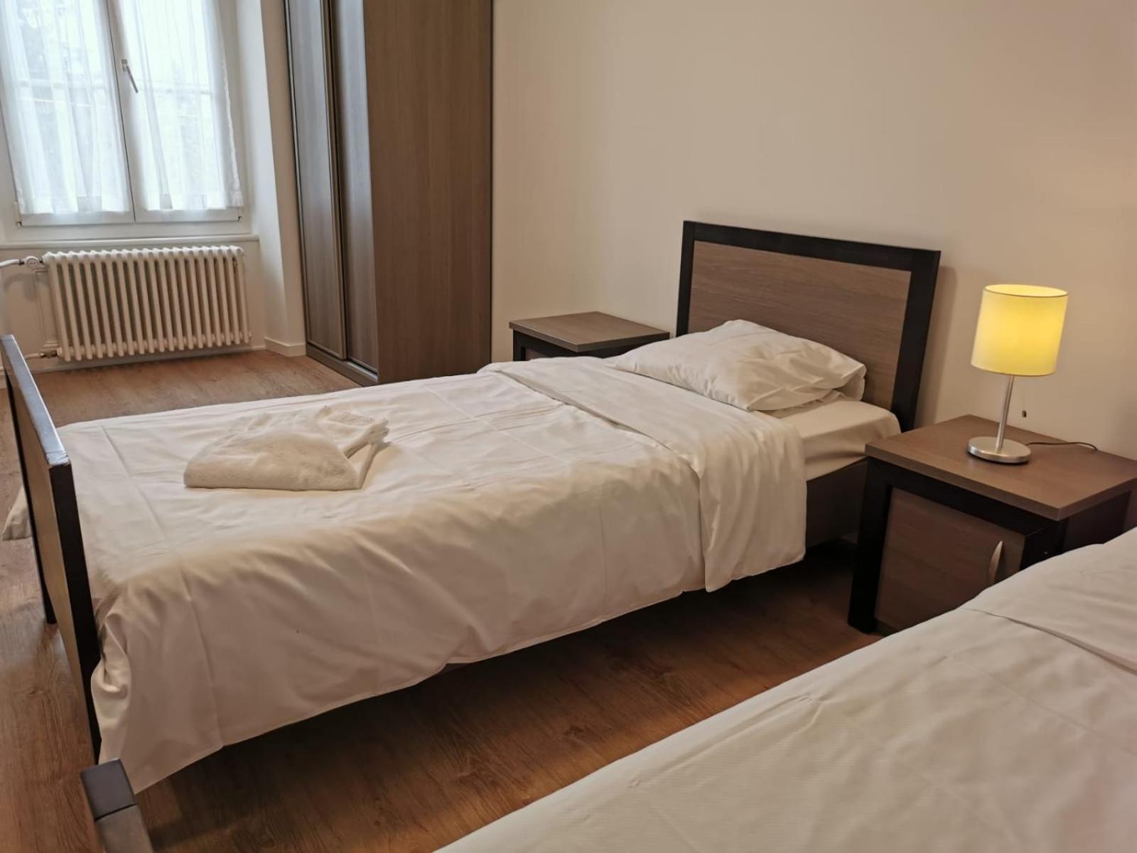 Hotel Buffet de la gare à Montreux Chambre photo